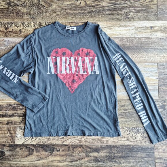 Daydreamer USA Nirvana Flower Heart Crew Longsleeve Vintage Black Cotton - Picture 8 of 16